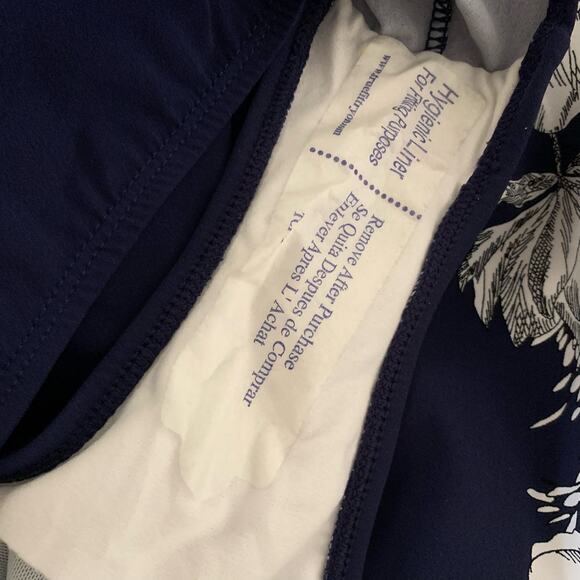 Christina Swimsuit Women's Size 8D NWT Navy White Mediterranean Floral One Piece - Picture 4 of 6